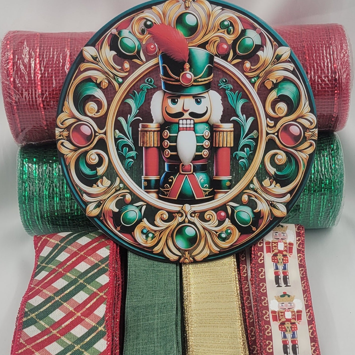 Holiday Nutcracker in Traditional Colors – Standard DIY Home Decor with 8" Sign