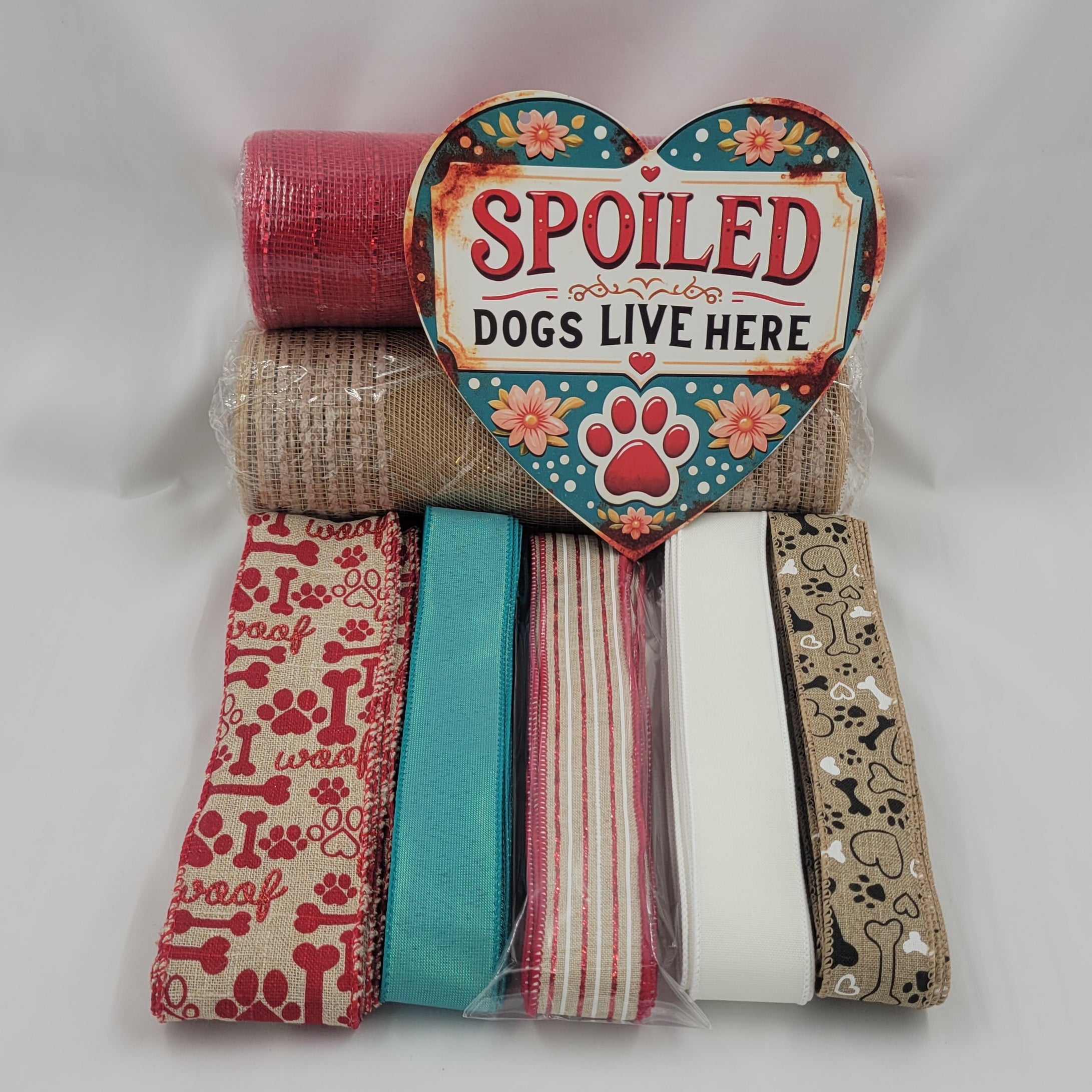 Heart Shaped "Spoiled Dogs Live Here" Home Decor Kit – Standard DIY Kit with 8" Metal Sign